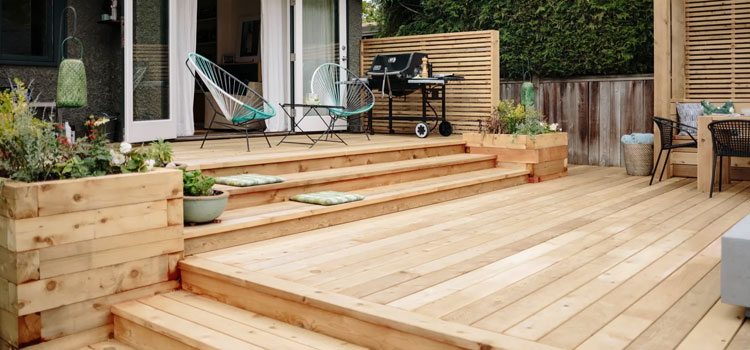 Cedar Decking Suppliers in Calabasas, CA