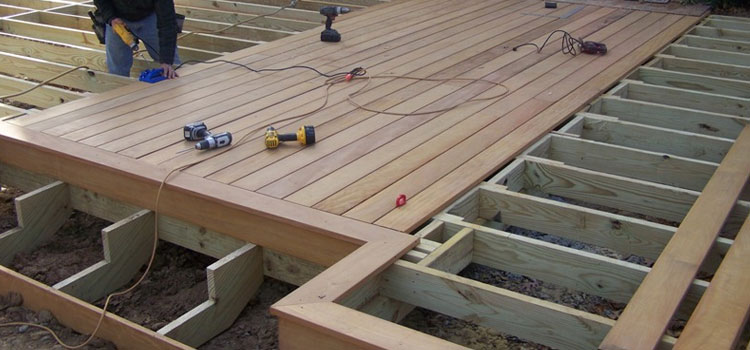 Wood Deck Builders in Calabasas, CA